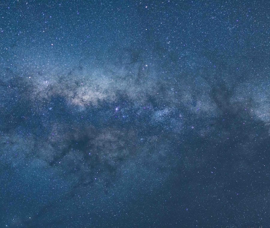 抖音无水印 App 主界面数据看板插画，深紫夜空底上排列着解析进度、清晰度选项与保存成功提示，粉紫霓虹描边，氛围安静而专注